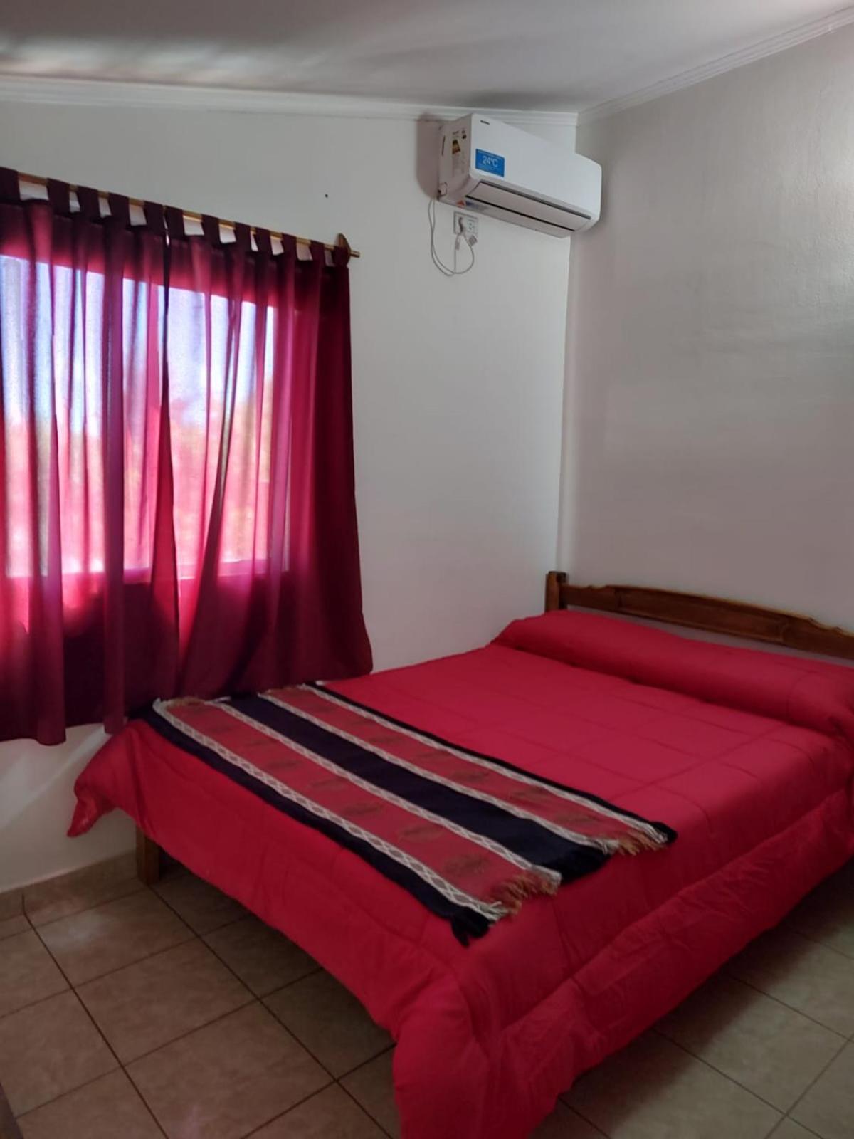 Departamentos Anahi Apartment Rio Colorado Bagian luar foto